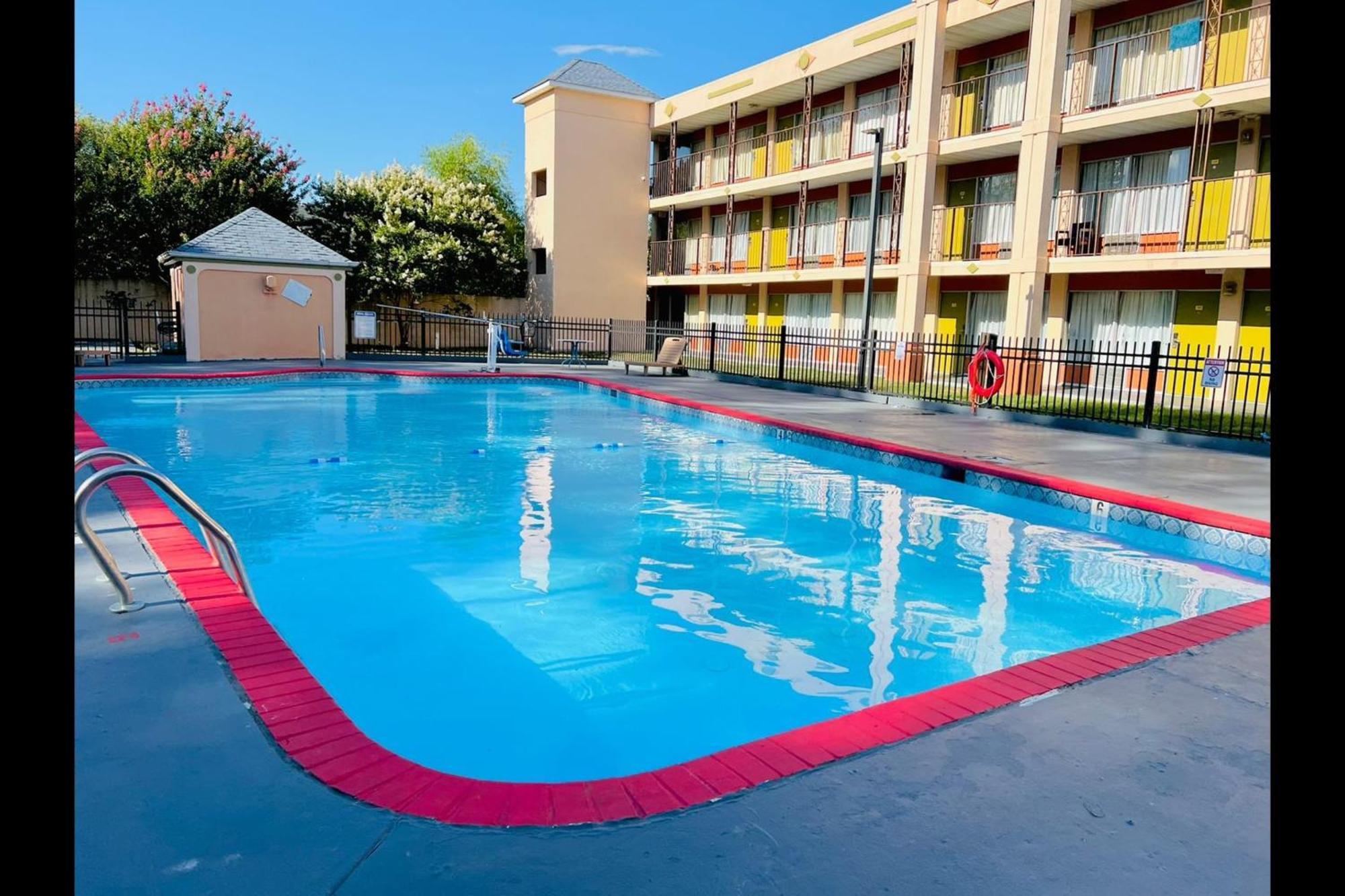 Ashland Studio Inn Richmond North Near Kings Dominion -Listing Partner Екстериор снимка