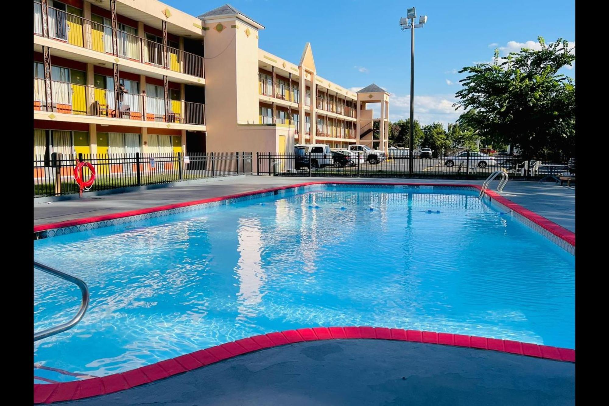 Ashland Studio Inn Richmond North Near Kings Dominion -Listing Partner Екстериор снимка
